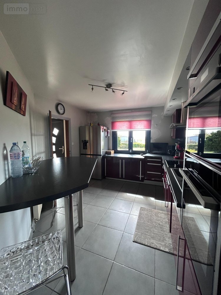 Maison a vendre Estrées-en-Chaussée 80200 Somme 104 m2 5 pièces 299250 euros