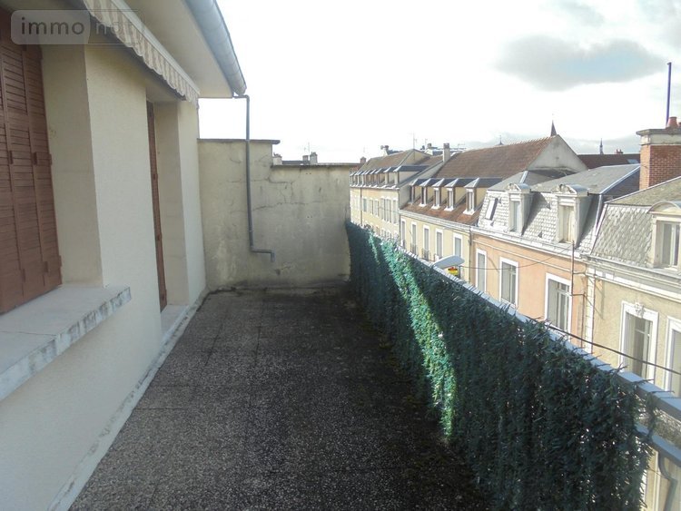 Location appartement Avallon 89200 Yonne 83 m2 4 pièces 725 euros