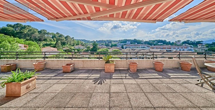 Appartement a vendre Mougins 06250 Alpes-Maritimes 139 m2 5 pièces 932800 euros
