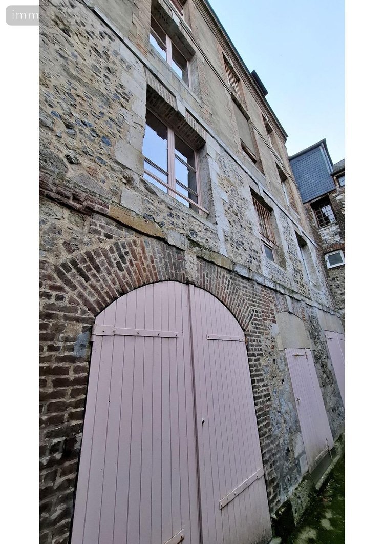 Immeuble a vendre Honfleur 14600 Calvados 167 m2  372960 euros