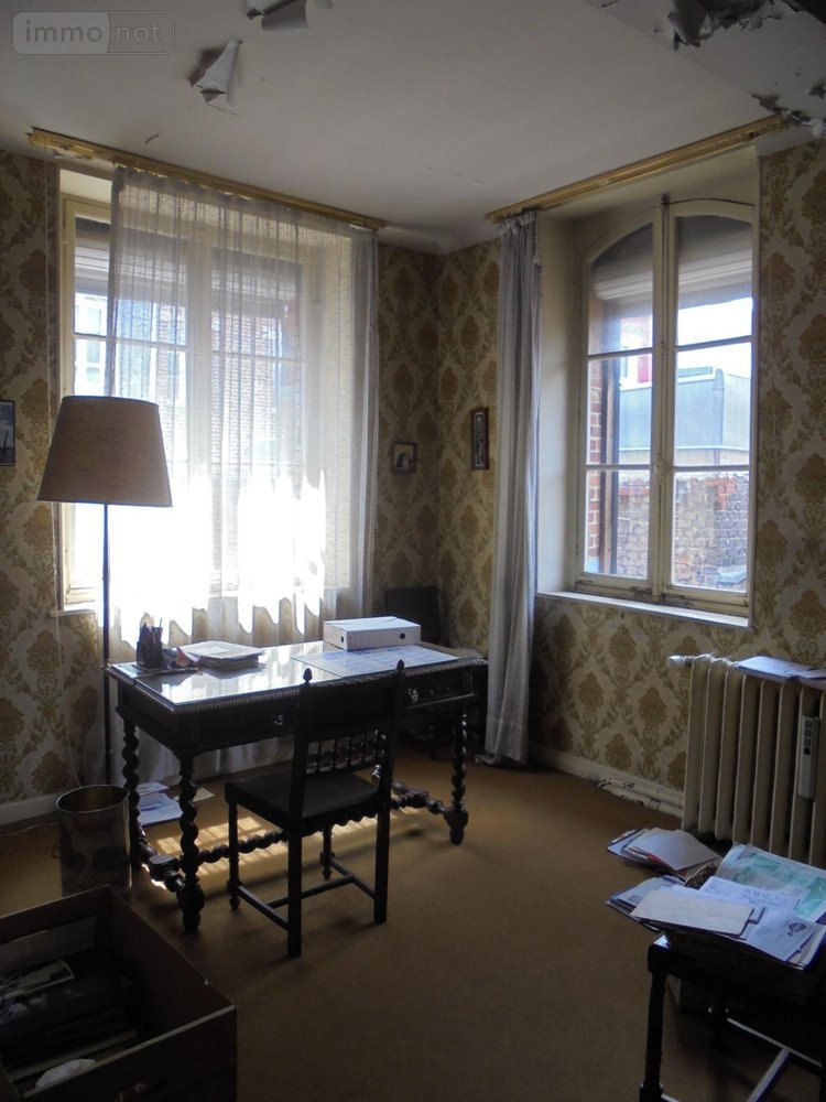 Immeuble a vendre Péronne 80200 Somme 300 m2  327600 euros