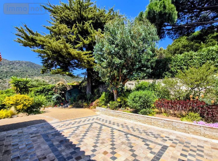 propriete a vendre Le Lavandou 83980 Var 240 m2 8 pièces 3150000 euros