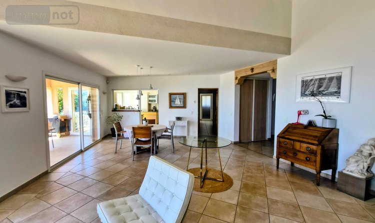 propriete a vendre Le Lavandou 83980 Var 240 m2 8 pièces 3150000 euros