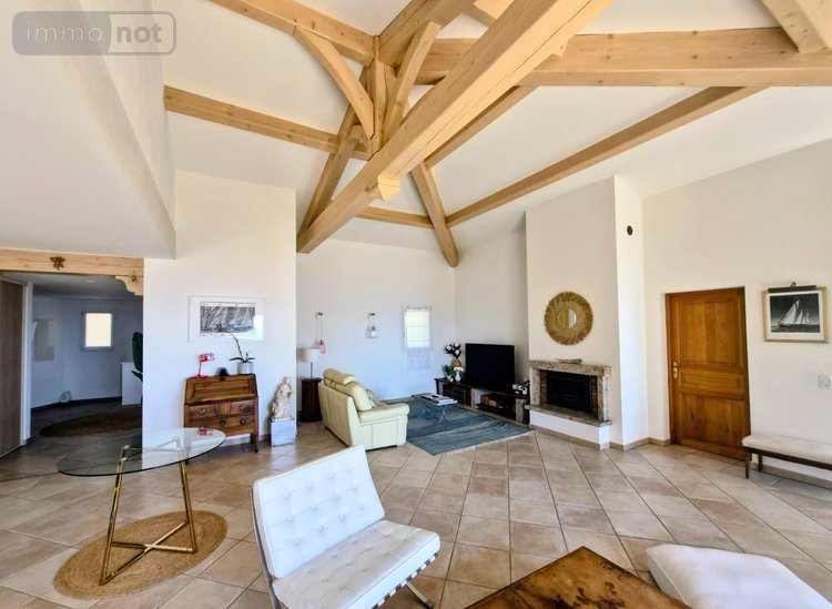 propriete a vendre Le Lavandou 83980 Var 240 m2 8 pièces 3150000 euros