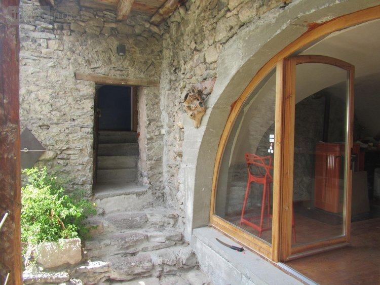 Maison a vendre Eygliers 05600 Hautes-Alpes 230 m2  460000 euros