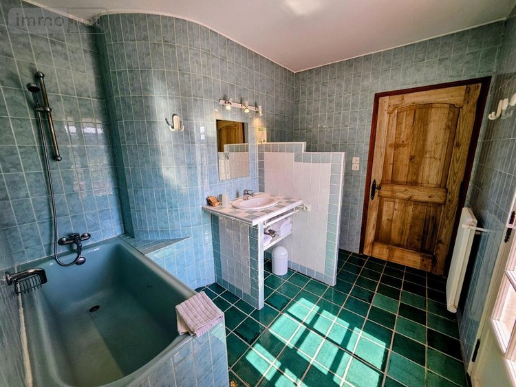 propriete a vendre Entrecasteaux 83570 Var 360 m2 11 pièces 1000000 euros