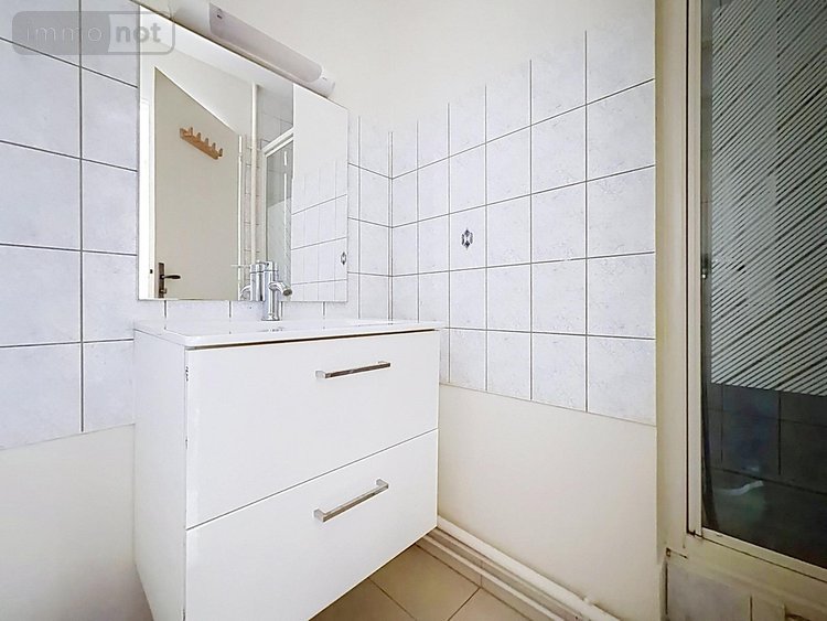 Appartement a vendre Caen 14000 Calvados 25 m2 1 pièce 80180 euros