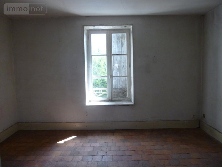 Maison a vendre Cosne-Cours-sur-Loire 58200 Nièvre 80 m2 8 pièces 53000 euros