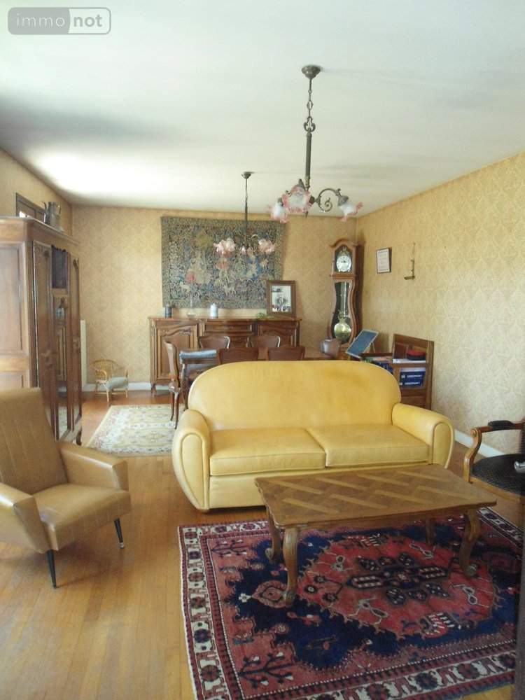 Maison a vendre Argentat-sur-Dordogne 19400 Corrèze 165 m2 9 pièces 135272 euros