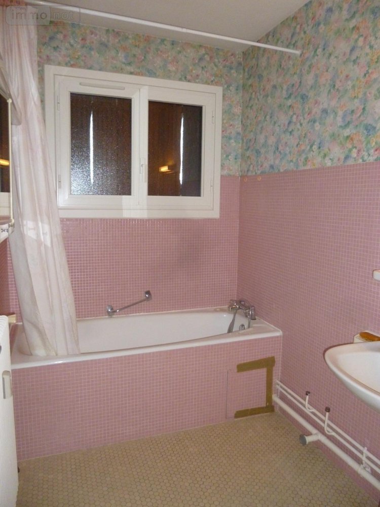 Appartement a vendre Cosne-Cours-sur-Loire 58200 Nièvre 71 m2 2 pièces 69960 euros
