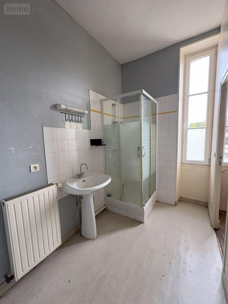 Maison a vendre Saint-Gaultier 36800 Indre 167 m2 8 pièces 95400 euros