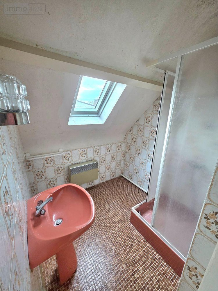 Maison a vendre Loir en Vallée 72340 Sarthe 190 m2 8 pièces 204750 euros