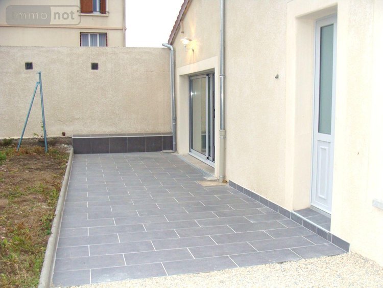 Location maison Avallon 89200 Yonne 95 m2 5 pièces 810 euros