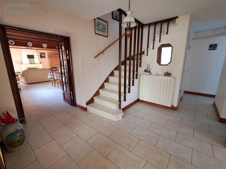 Maison a vendre Vérines 17540 Charente-Maritime 163 m2 5 pièces 354688 euros