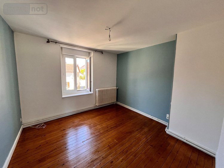 Location maison Faverolles-et-Coëmy 51170 Marne 80 m2 4 pièces 650 euros