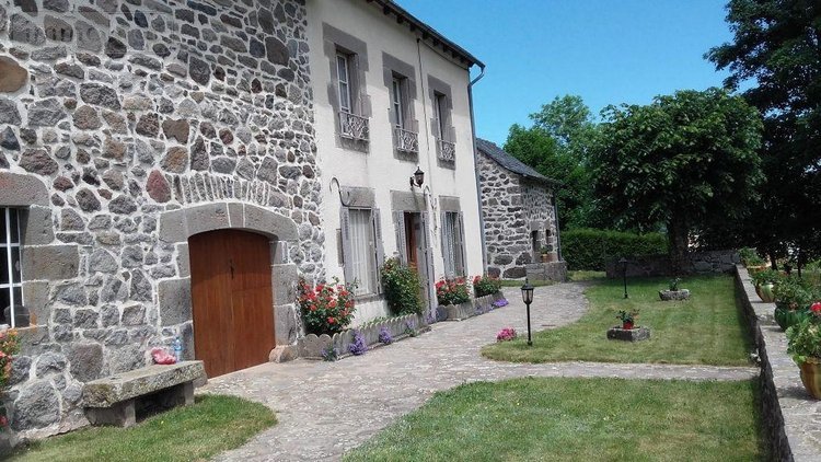 Maison a vendre Lavigerie 15300 Cantal 108 m2  315000 euros