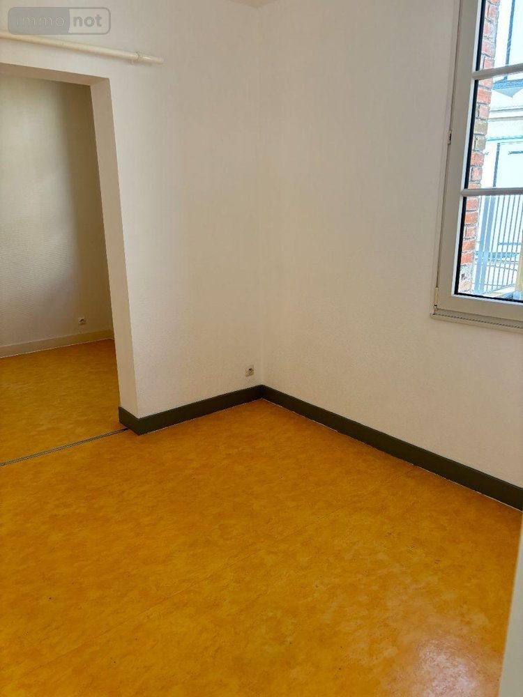 Location appartement Bar-sur-Seine 10110 Aube 38 m2  363 euros