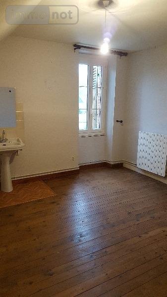 Location maison Fillé 72210 Sarthe 145 m2 6 pièces 815 euros