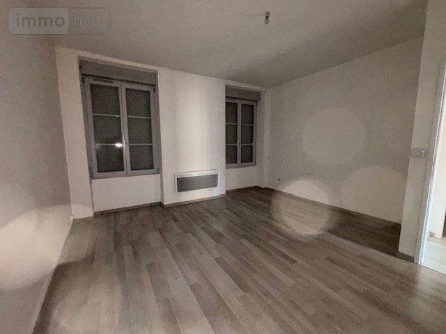 Location appartement Saint-Amand-Montrond 18200 Cher 81 m2 4 pièces 580 euros