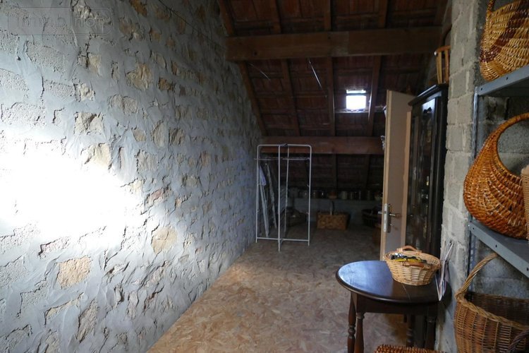 Viager maison Le Creusot 71200 Saône-et-Loire 107 m2 5 pièces 18000 euros