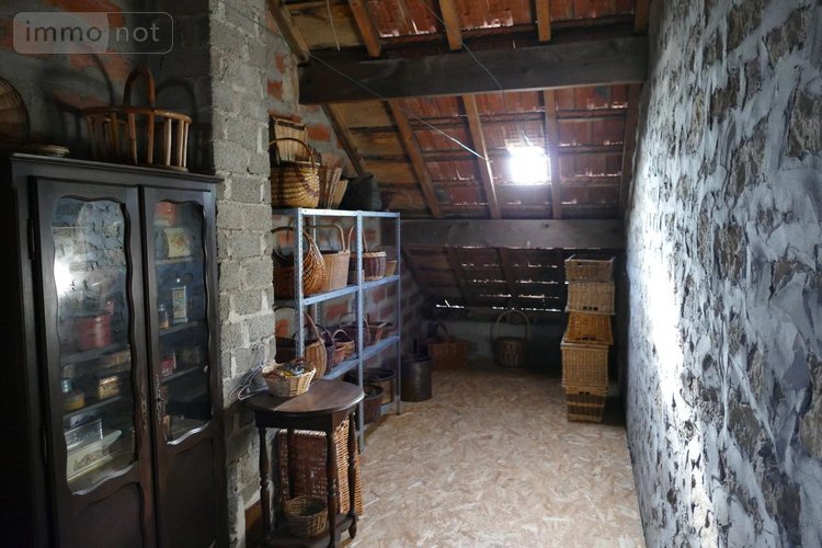 Viager maison Le Creusot 71200 Saône-et-Loire 107 m2 5 pièces 18000 euros