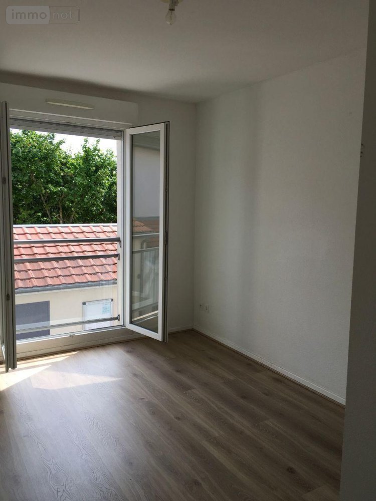 Location appartement Frignicourt 51300 Marne 62 m2 3 pièces 457 euros