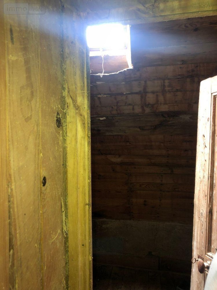 Maison a vendre Peyrusse 15170 Cantal  28000 euros