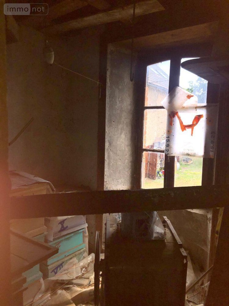 Maison a vendre Peyrusse 15170 Cantal  28000 euros