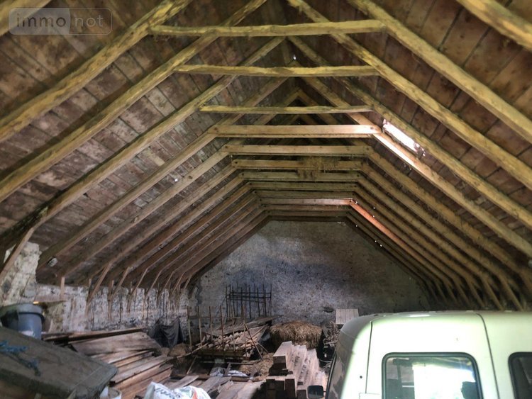 Maison a vendre Peyrusse 15170 Cantal  28000 euros