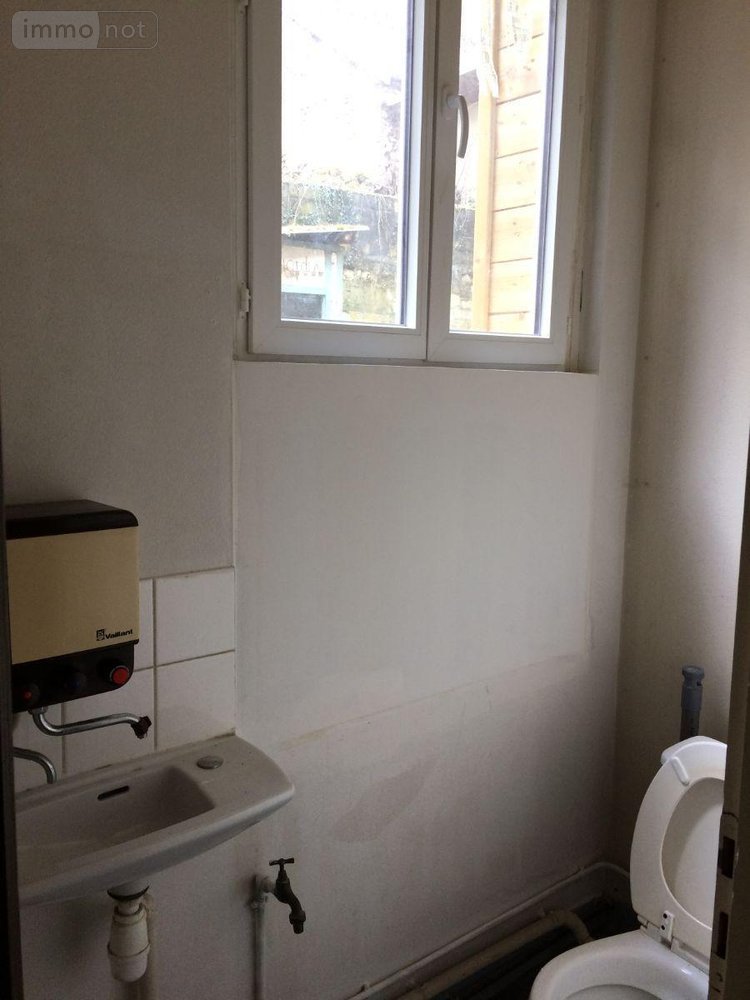 Location fonds et murs commerciaux Bar-sur-Seine 10110 Aube 85 m2  540 euros