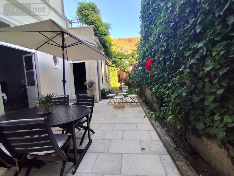 Maison a vendre Saint-Amand-Montrond 18200 Cher 207 m2 6 pièces 324400 euros