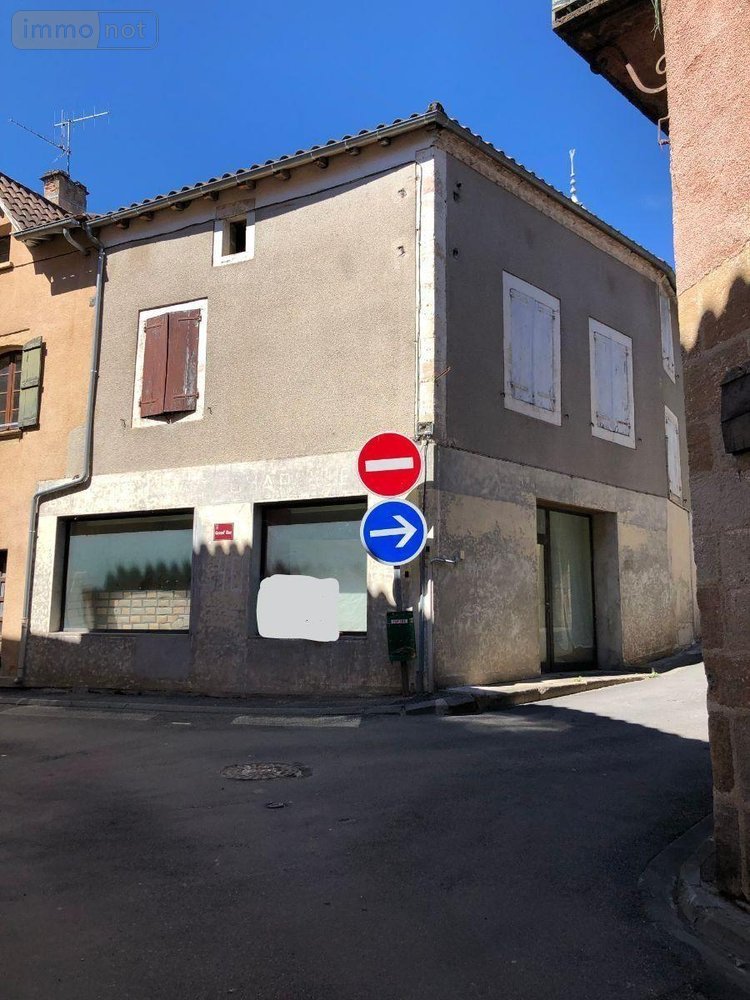 Immeuble a vendre Lacapelle-Marival 46120 Lot 146 m2  19000 euros