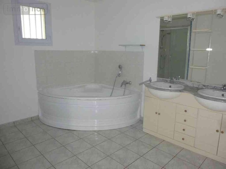 Location maison Chavoy 50870 Manche 94 m2 4 pièces 700 euros