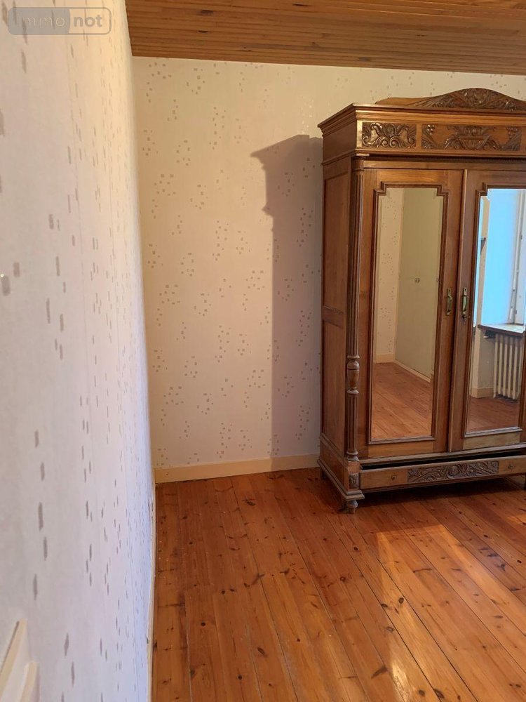 Location maison Bodilis 29400 Finistère 115 m2 8 pièces 867 euros