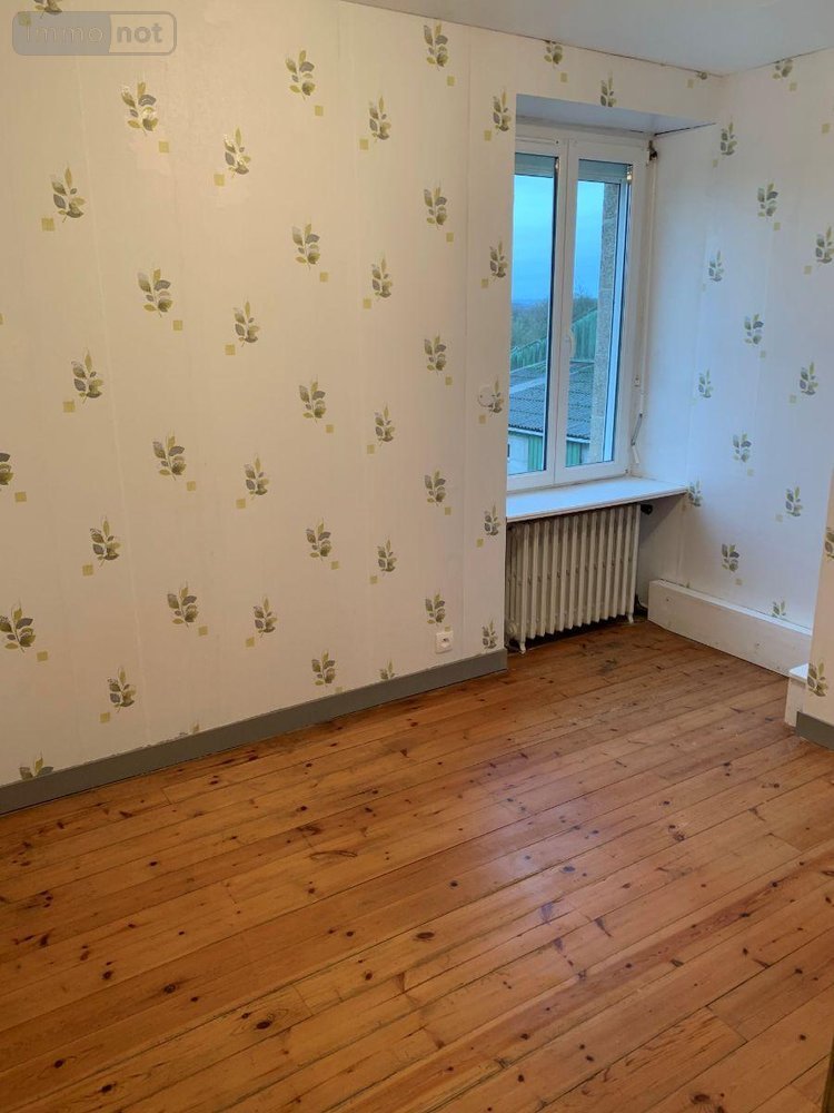 Location maison Bodilis 29400 Finistère 115 m2 8 pièces 867 euros