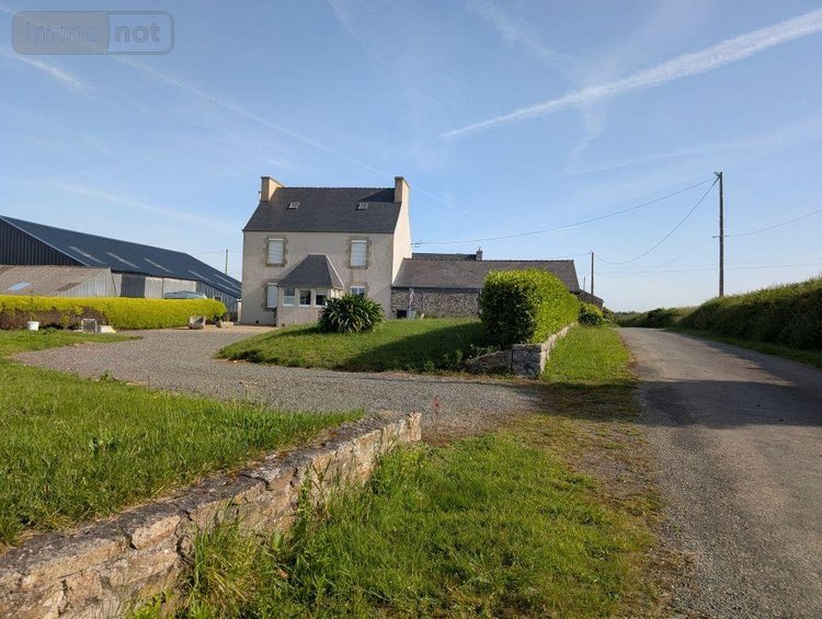 Location maison Bodilis 29400 Finistère 115 m2 8 pièces 867 euros
