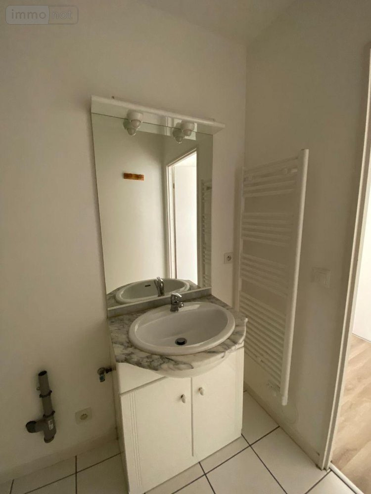 Location appartement Villedieu-sur-Indre 36320 Indre 35 m2 1 pièce 385 euros