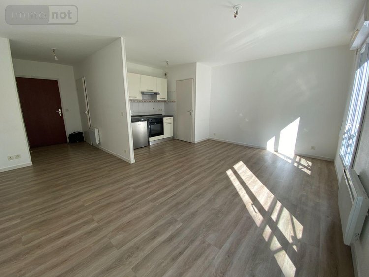 Location appartement Villedieu-sur-Indre 36320 Indre 35 m2 1 pièce 385 euros