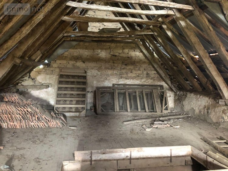 Maison a vendre Assier 46320 Lot 215 m2  95400 euros