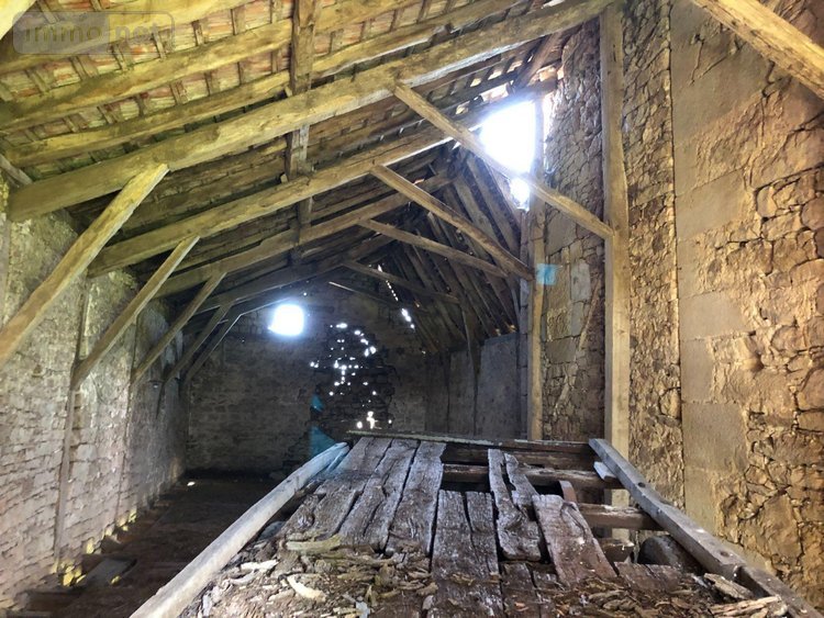 Maison a vendre Assier 46320 Lot 215 m2  95400 euros