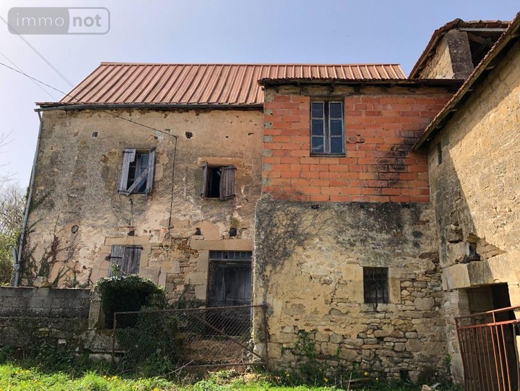 Maison a vendre Assier 46320 Lot 215 m2  95400 euros