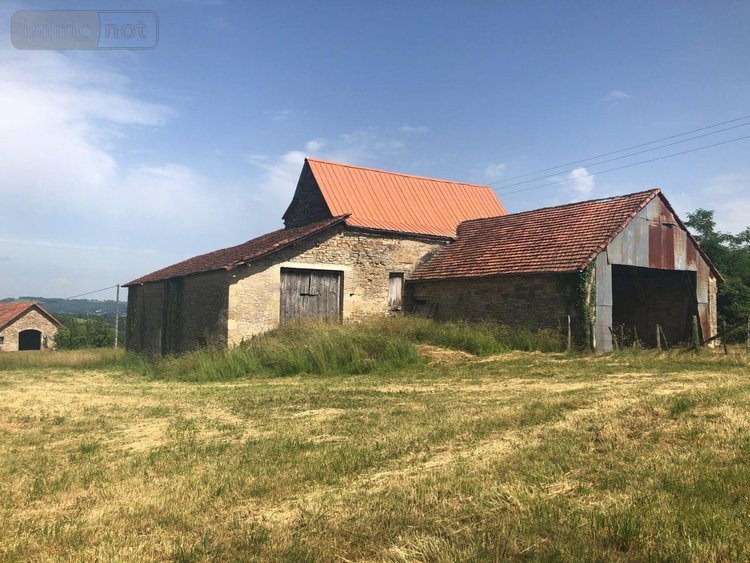 Maison a vendre Assier 46320 Lot 215 m2  95400 euros