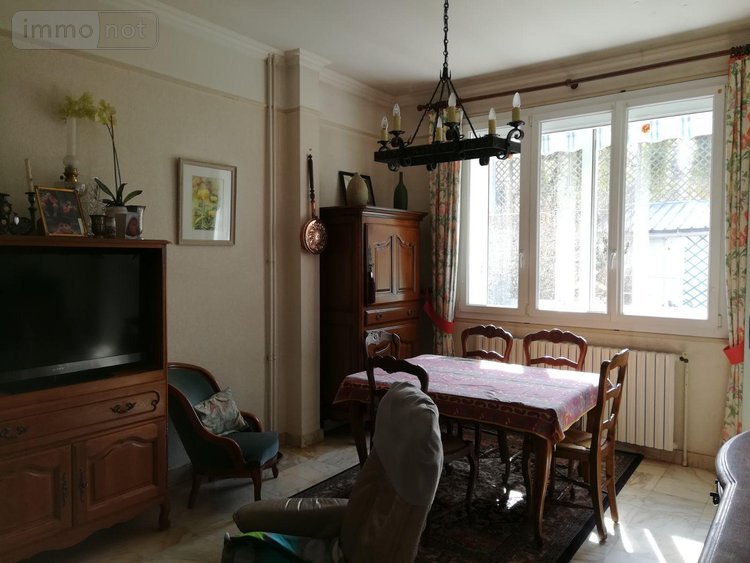 Maison a vendre Vic-sur-Cère 15800 Cantal 160 m2 7 pièces 143100 euros