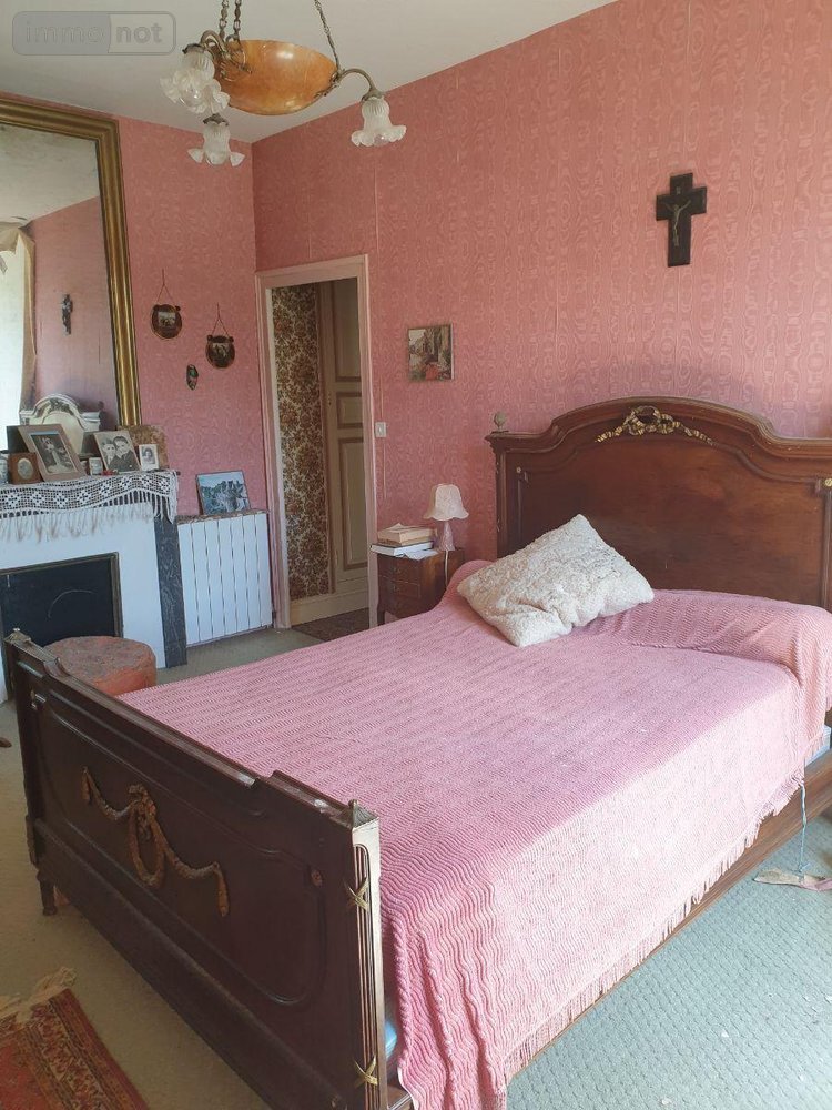 Maison a vendre Neuvy-Saint-Sépulchre 36230 Indre 200 m2 8 pièces 32000 euros