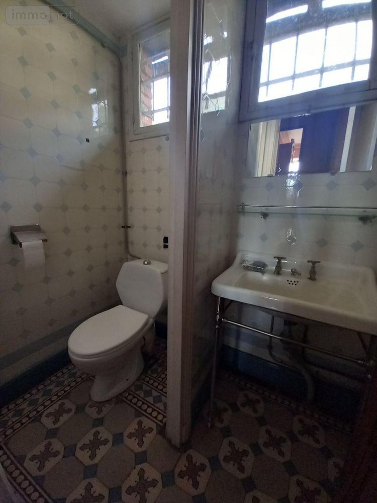 Maison a vendre Chavagnac 15300 Cantal 196 m2 10 pièces 154000 euros