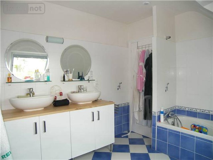 Location maison Le Faou 29590 Finistère 132 m2 6 pièces 1000 euros