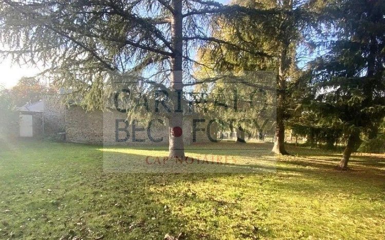 Immeuble a vendre Saint-Hilaire-sur-Yerre 28220 Eure-et-Loir 360 m2  191000 euros