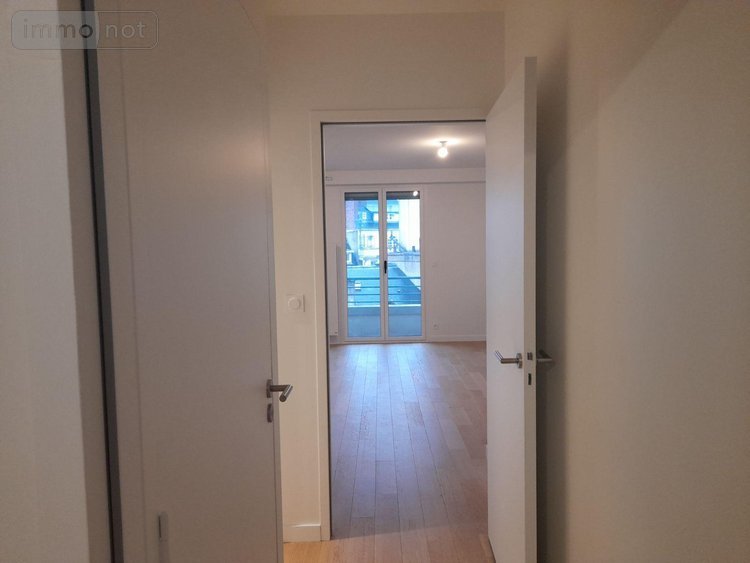 Location appartement Rennes 35000 Ille-et-Vilaine 77 m2 3 pièces 1283 euros