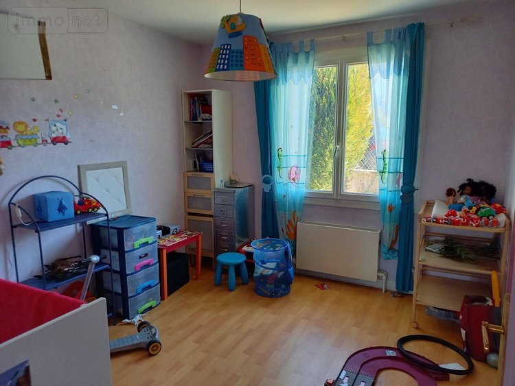 Maison a vendre Naucelles 15250 Cantal 230 m2 9 pièces 242700 euros