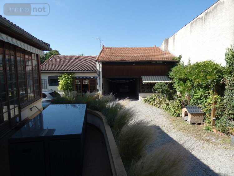 Maison a vendre Aulnat 63510 Puy-de-Dôme 200 m2 8 pièces 445000 euros
